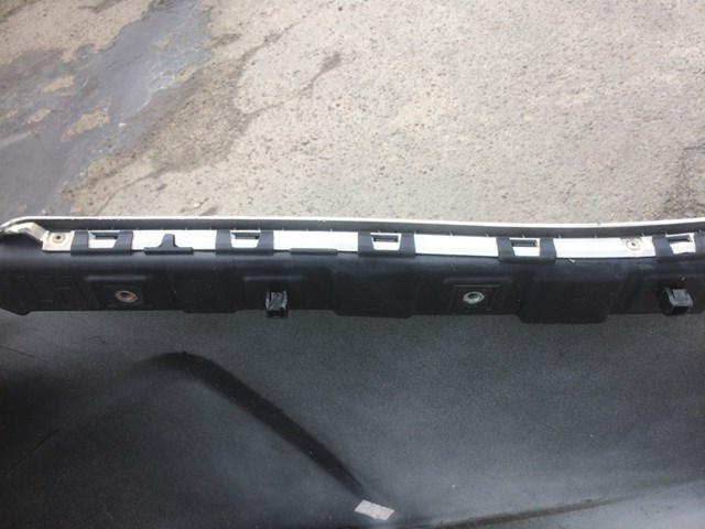 Правое крепление заднего бампера 866142T000 HYUNDAI