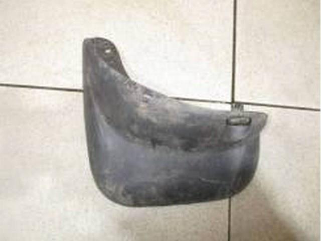 868411C500 HYUNDAI Брызговик задний левый купить в Украина