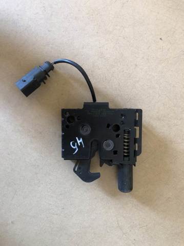 VAG 8W0823509C Замок капота в наличии Харьков