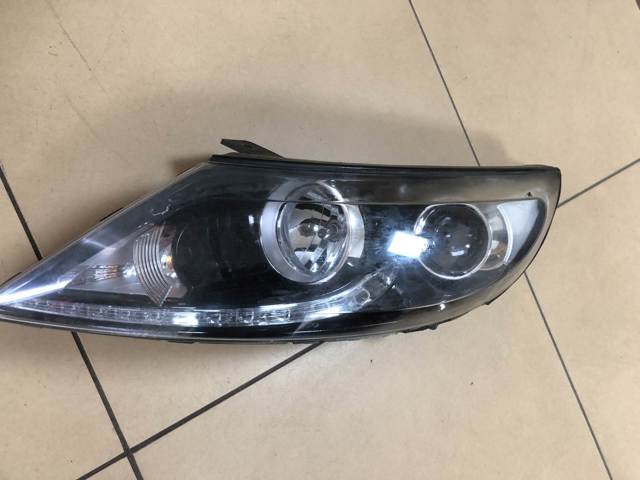 921013U270 HYUNDAI Левая фара купить в Тернополь