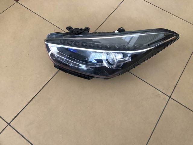 Блок фара левая 921013Z530 HYUNDAI