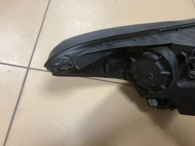 92101F1110 HYUNDAI Фара левая купить в Кривой Рог