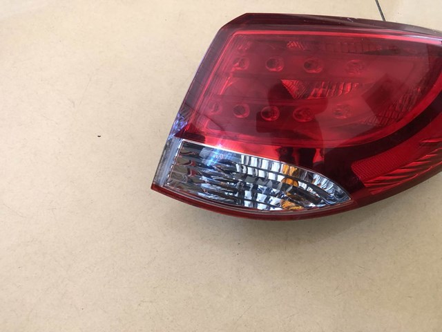 924022Y000 HYUNDAI Фонарь задний правый внешний купить в Чернигов