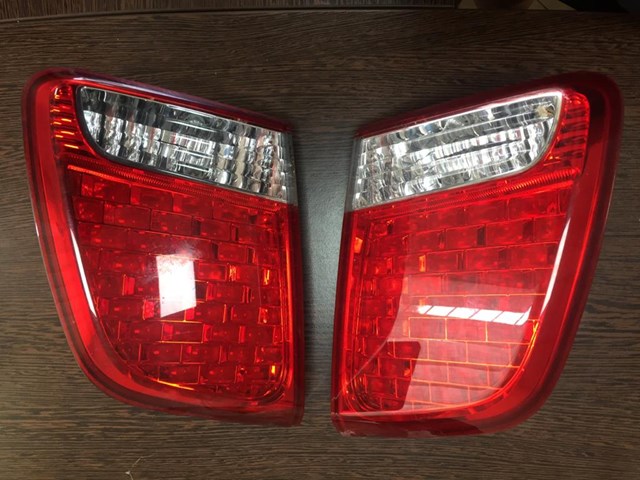 Фонарь задний правый, внутренний 924062P020 HYUNDAI