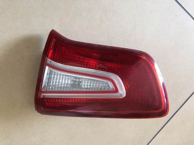 HYUNDAI 924063W000 Фонарь задний правый внутренний в наличии Полтава