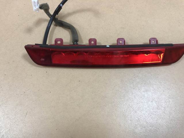 Стоп-сигнал задний дополнительный 927002W000 HYUNDAI