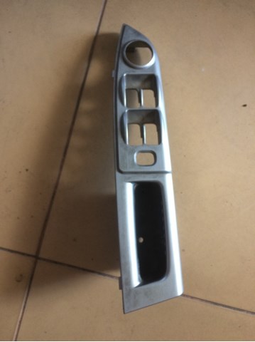 Кнопки переднего левого стеклоподъемника 935701C110 HYUNDAI