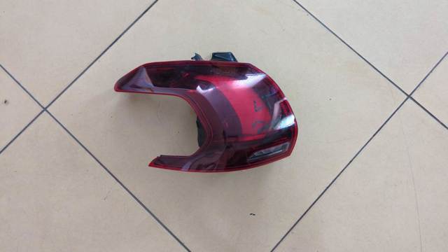 Фонарь задний 9814747880 PEUGEOT