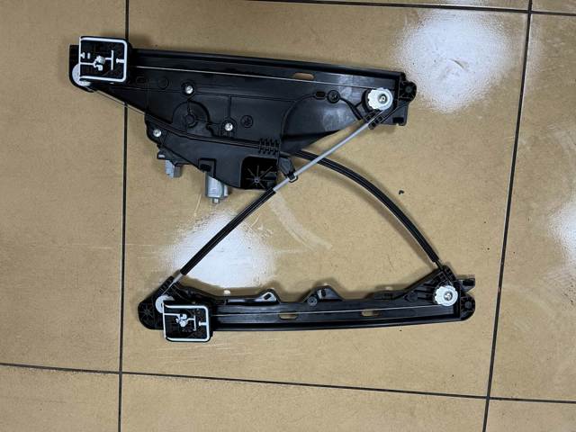 9828130780 PEUGEOT Стеклоподъемник передней левой двери купить в Черкассы