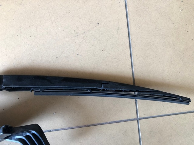988502W000 HYUNDAI Щетка-дворник заднего стекла купить в Одесса