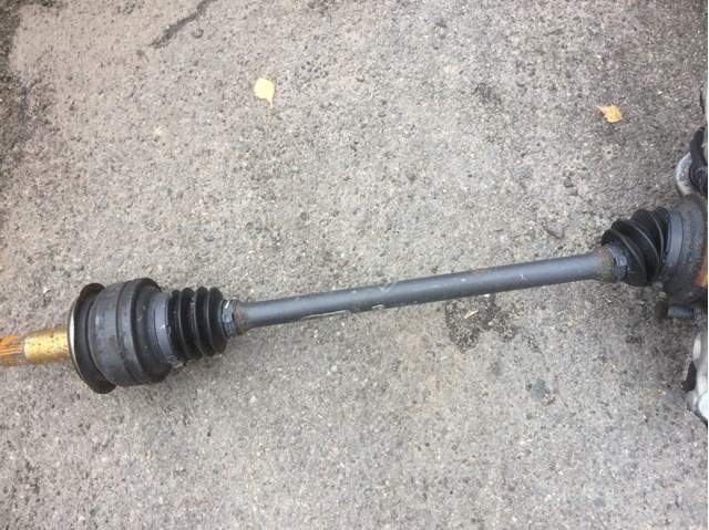 Приводы задних колес A2043501810 MERCEDES