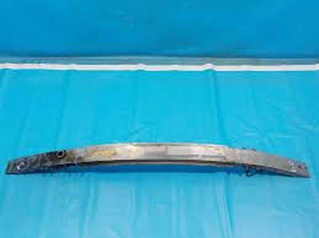 Усилитель переднего бампера  A2046205834 MERCEDES