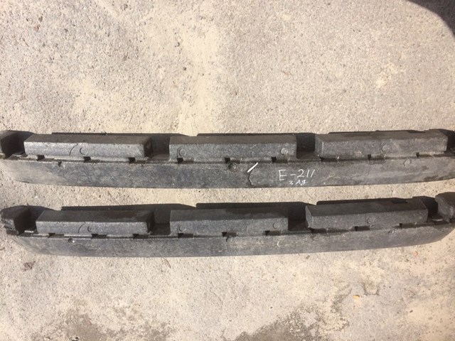 Наполнитель бампера заднего A2108858301 MERCEDES