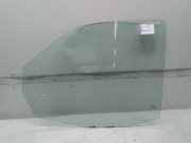 A6387200320 MERCEDES Стекло двери передней левой купить в Ужгород