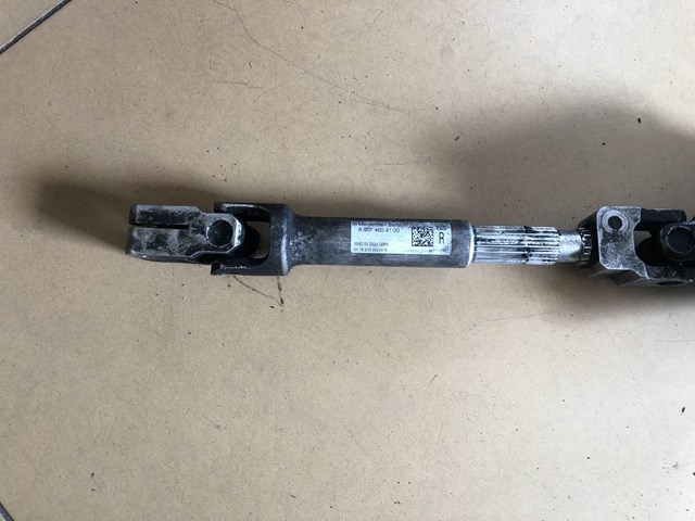 Вал рулевой колонки, нижний A9074604100 MERCEDES