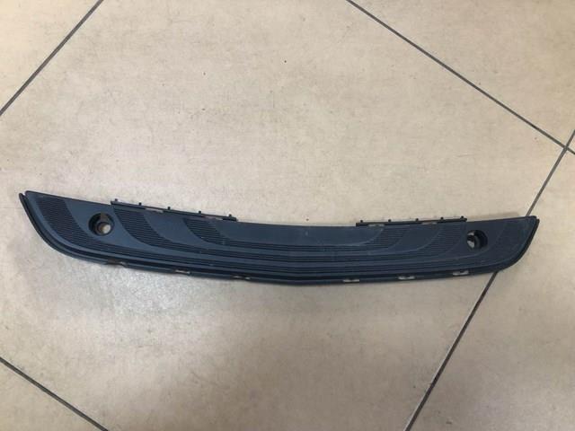MERCEDES A9108850700 Накладка бампера переднего в наличии Харьков