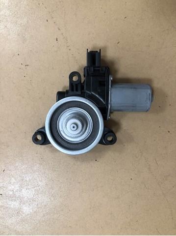 Моторчик стеклоподъемника двери задней, левой BHP15958X MAZDA
