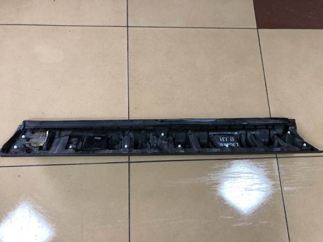 LAND ROVER DK6221065B в наличии Чернигов