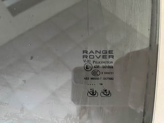LAND ROVER LR052677 Стекло двери задней левой в наличии Одесса