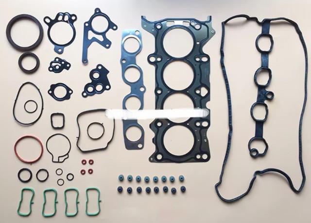 Комплект прокладок на двигатель 8LAA10271C MAZDA