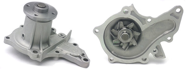 Водяной насос Тойота Авенсис I