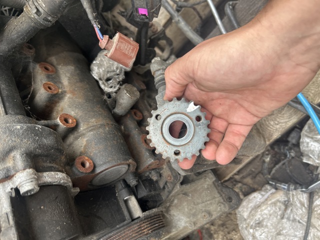Звездочка привода ТНВД 04L130101 VAG