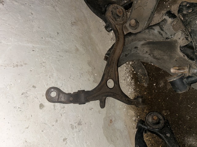 Передний нижний рычаг 51350TA0A00 HONDA