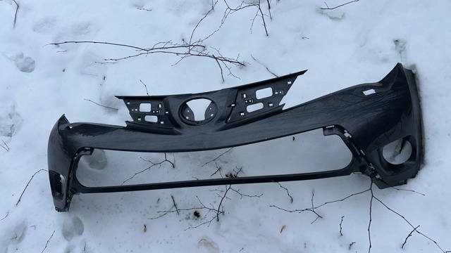 Бампер передний 521194A905 TOYOTA
