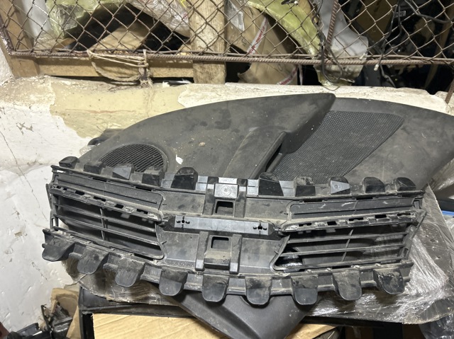Решетка 531110F060 TOYOTA