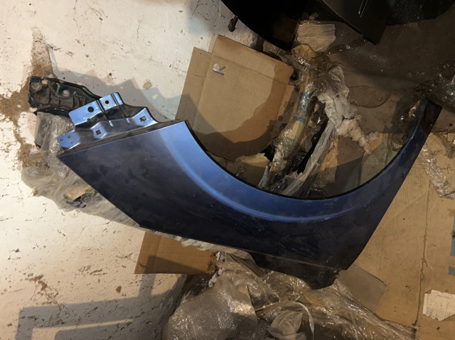 Переднее правое крыло 57120SG0209P SUBARU