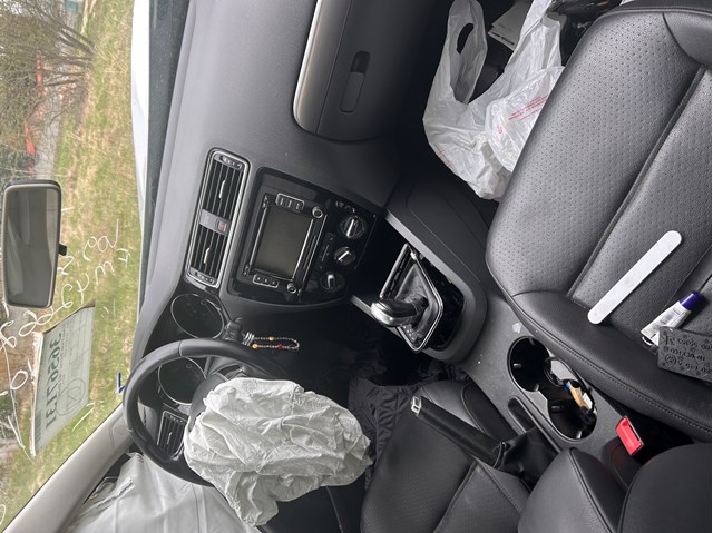 VAG 5C7863241P82V Консоль панели управления центральная в наличии Хмельницкий