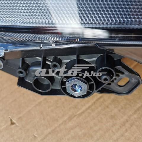 8117002S70 TOYOTA Фара левая купить в Черновцы