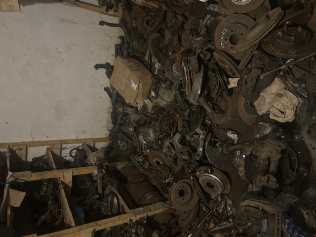 Рычаг передний нижний левый B32H34350D MAZDA