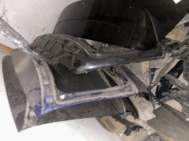 Задняя дверь EGY16202XC MAZDA