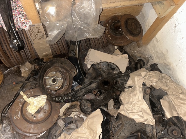 Цапфа поворотного кулака GAM633021 MAZDA