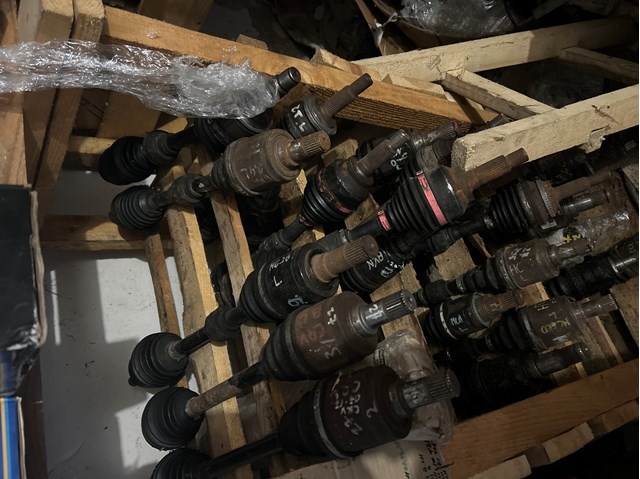 Левая полуось GD752560XB MAZDA