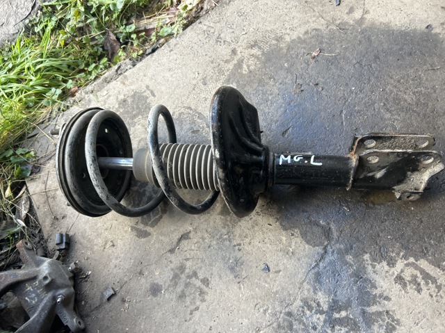 Амортизатор передней подвески левой MN101017 MITSUBISHI