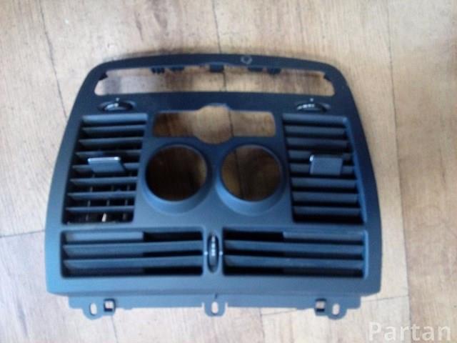MERCEDES A6396800007 Накладка декоративная центральной консоли в наличии Ужгород
