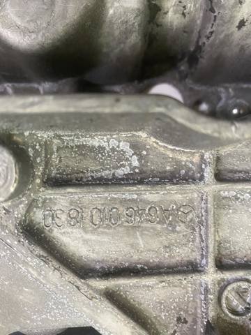 Крышка двигателя A6460101830 MERCEDES