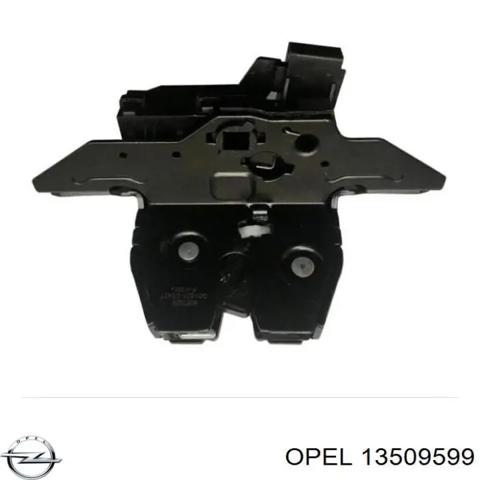 Замок пятой двери Опель Зафира C