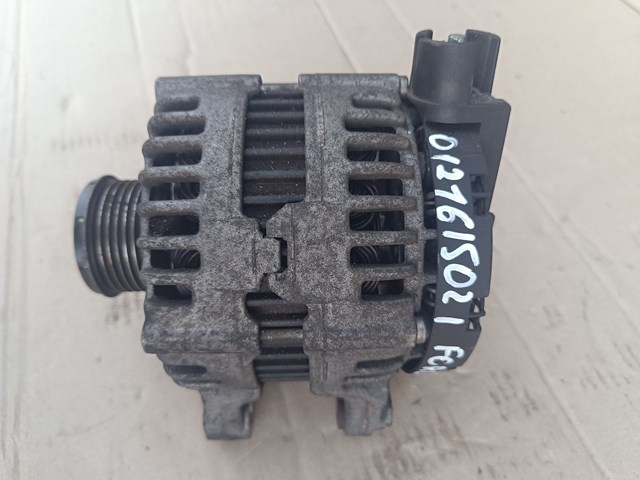 Автомобильный генератор 0121615021 BOSCH