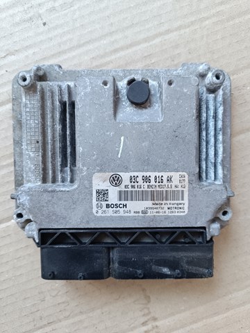 ЭБУ двигателем 03C906016AK VAG