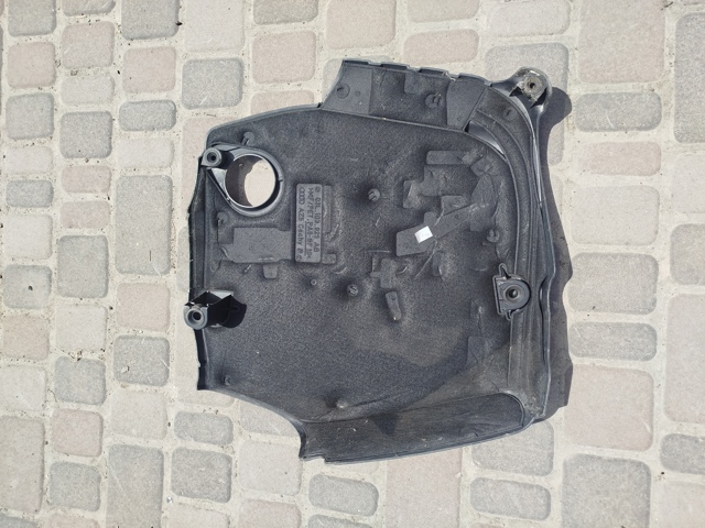 VAG 03L103925AB Крышка мотора декоративная в наличии Винница