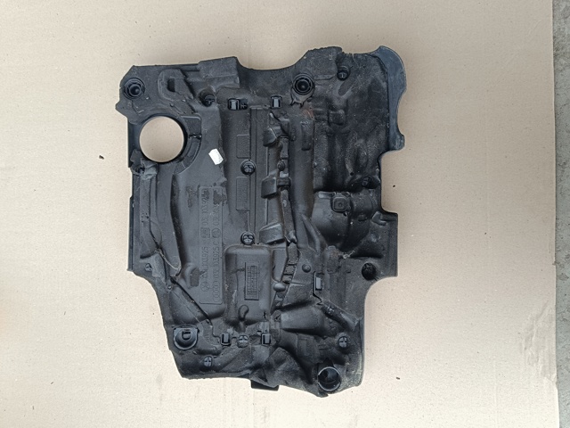 03L103925E VAG Крышка двигателя купить в Ужгород