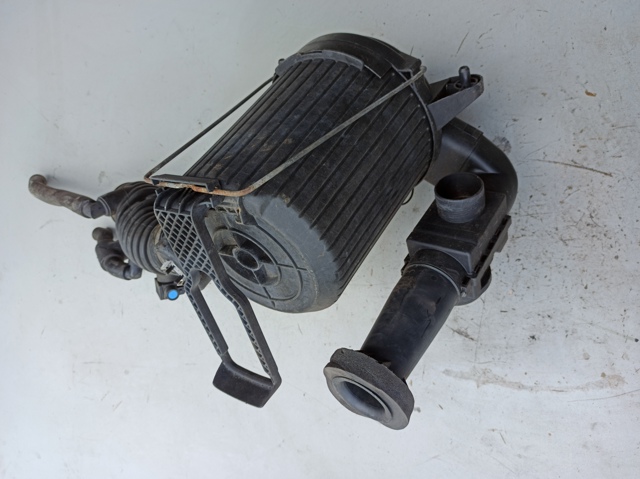 VAG 044129620 Воздушный фильтр в наличии Черновцы