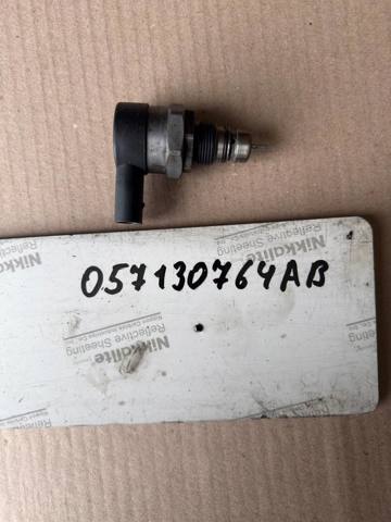 Регулятор давления в топливной рейке 057130764AB VAG