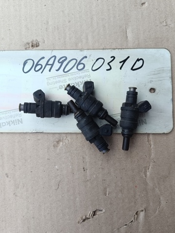 Форсунка инжектора 06A906031D VAG