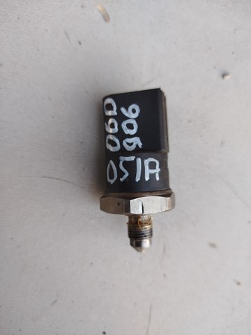 Датчик давления топлива 06D906051A VAG