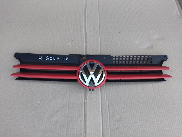 VAG 1J0853655G Решетка радиатора в наличии Чернигов