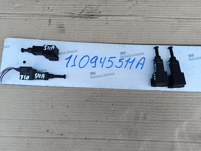 Выключатель стоп-сигнала (жабка) Фольксваген Транспортер T5